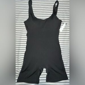 Paragon Fitwear Reluna Glide Sculptseam Shortsuit in Black Size M